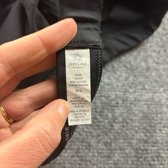 OFFLINE by Aerie Black Sweat Cardio Most Support Sports Bra size Medium - Picture 4 of 5